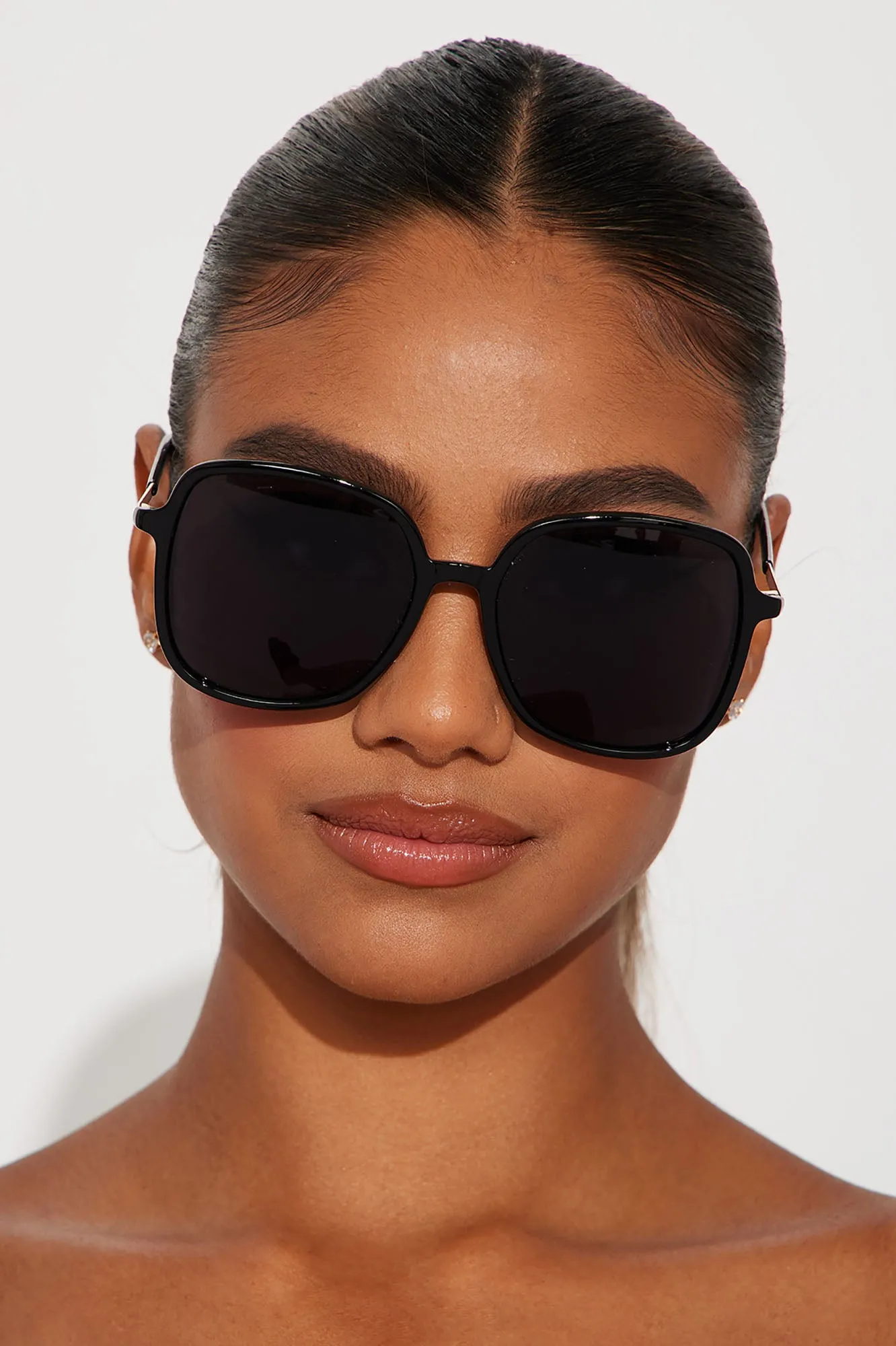 Acting Shady Sunglasses - Black