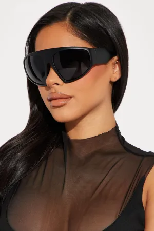 Be The Game Changer Sunglasses - Black