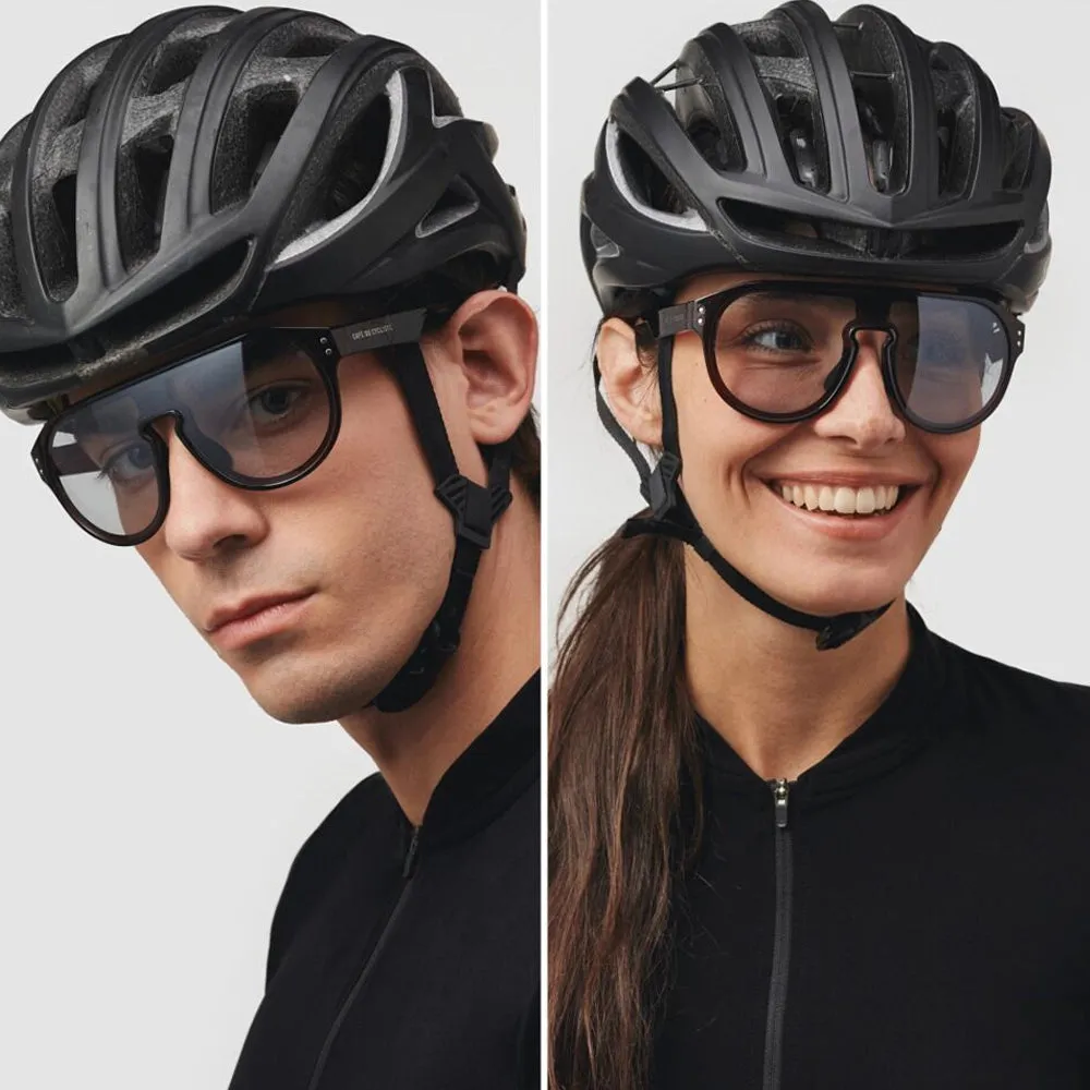 CAFÉ DU CYCLISTE Eyewear Gabin - Black Frame Grey Photocromic Lens