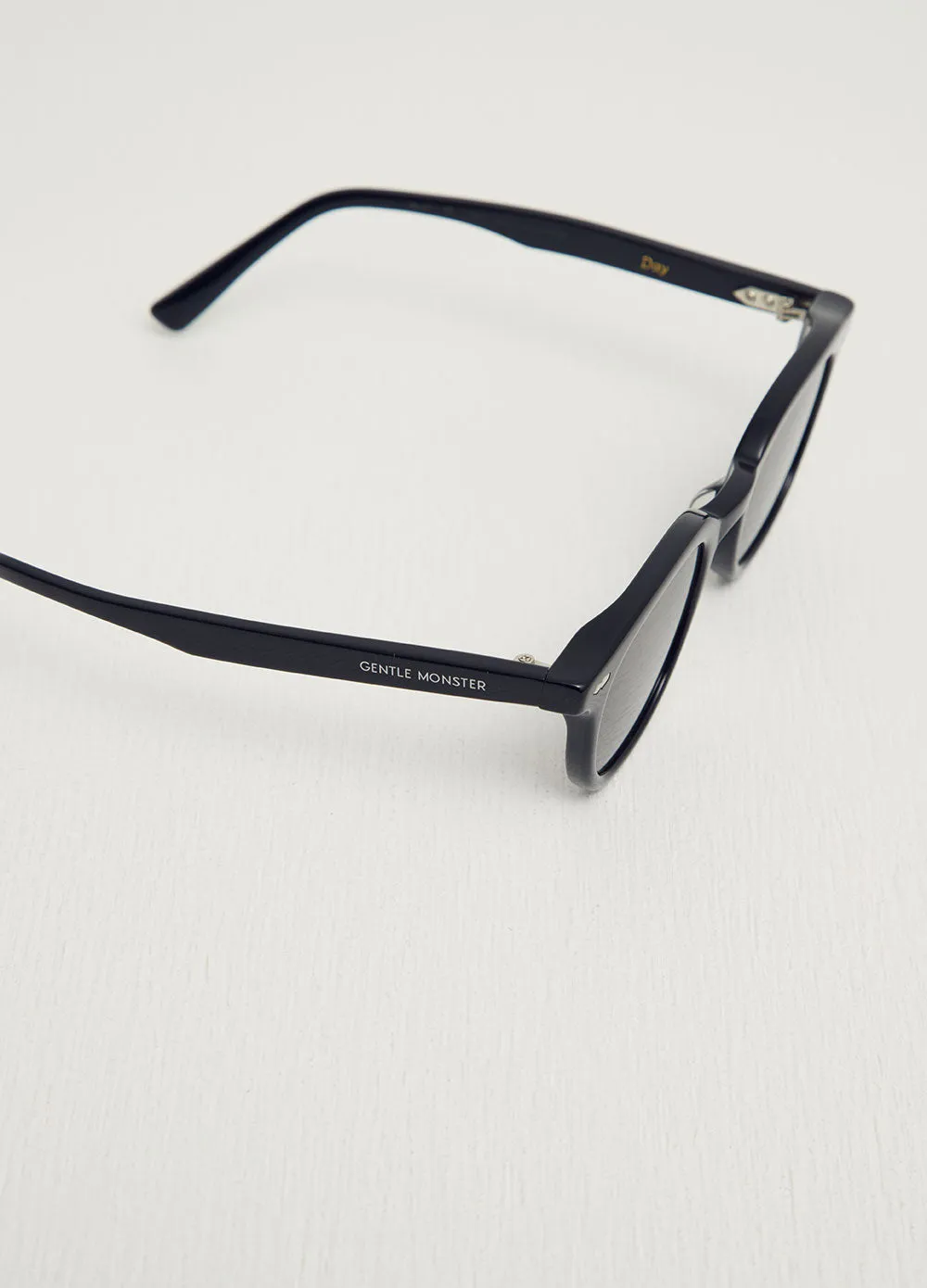 DAY 01 Sunglasses