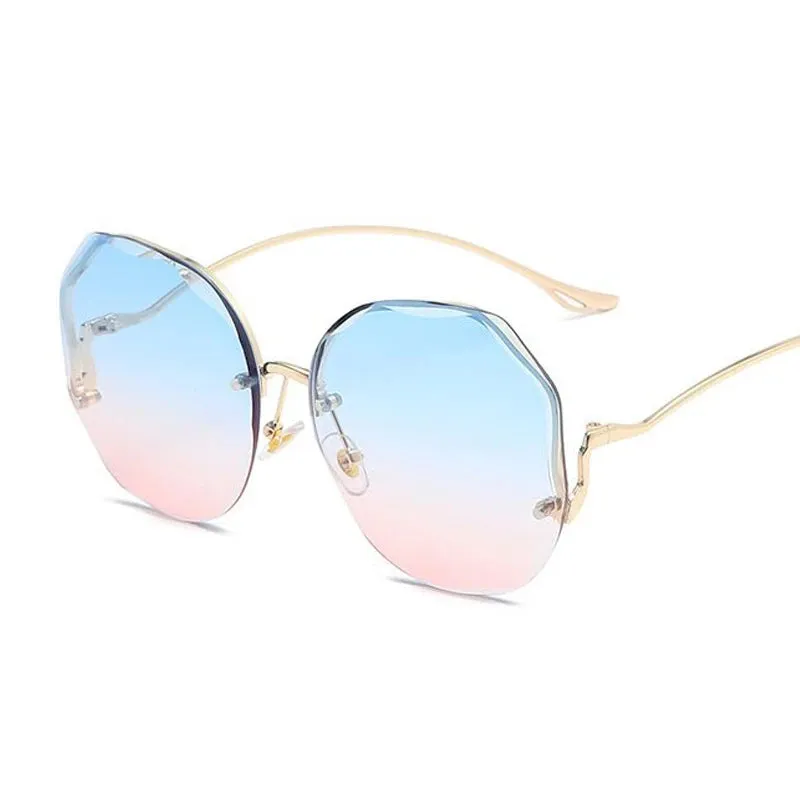 Luxury Round Gradient Sunglasses Women UV400 Metal Temples