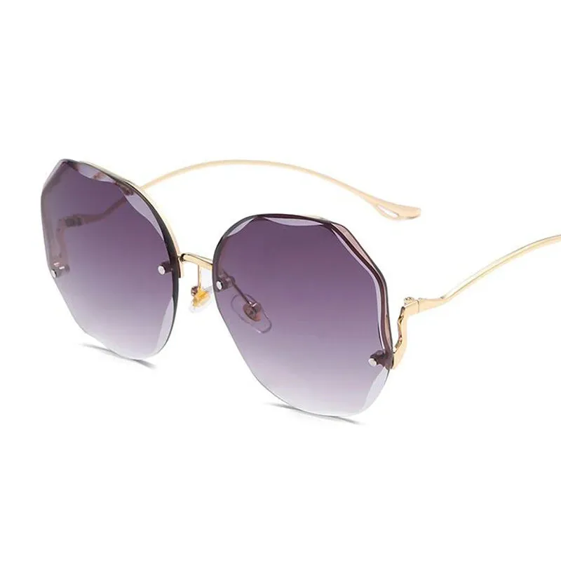 Luxury Round Gradient Sunglasses Women UV400 Metal Temples